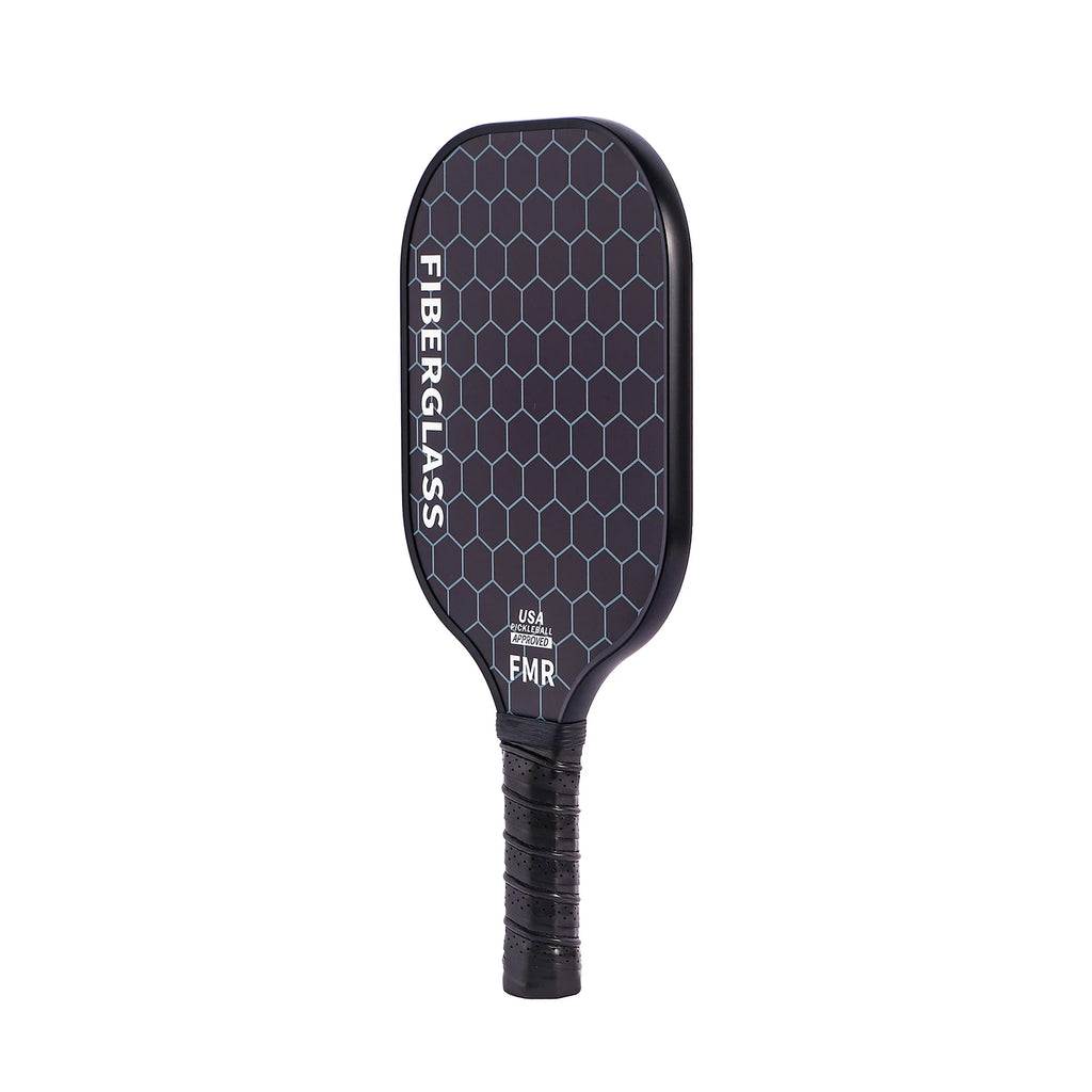 Beginner pickleball paddle set detail view